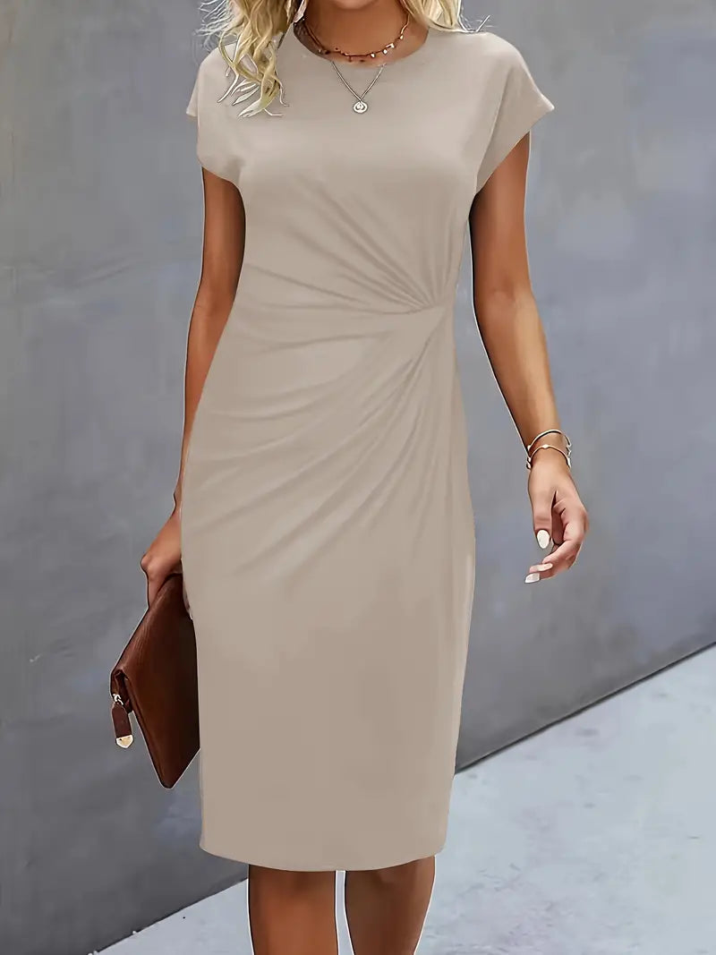 Adelina – Stylish Dress with Round Neckline