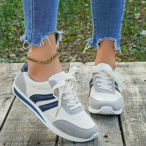 Adina – Comfortable Lace-Up Sneakers