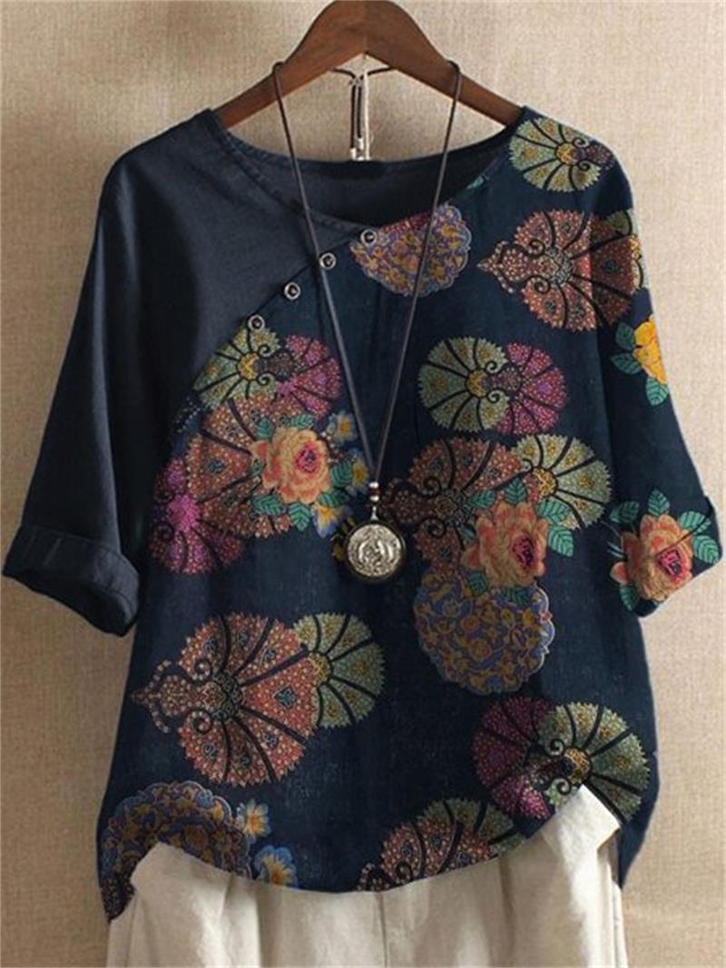 Adoria – Blouse with Boho Floral Pattern and Buttons