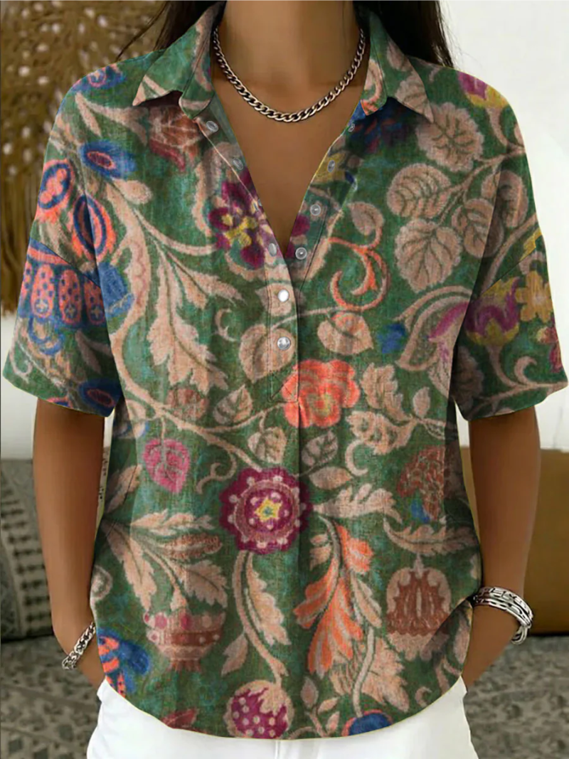 Aksinia – Blouse with Floral Pattern and Collar