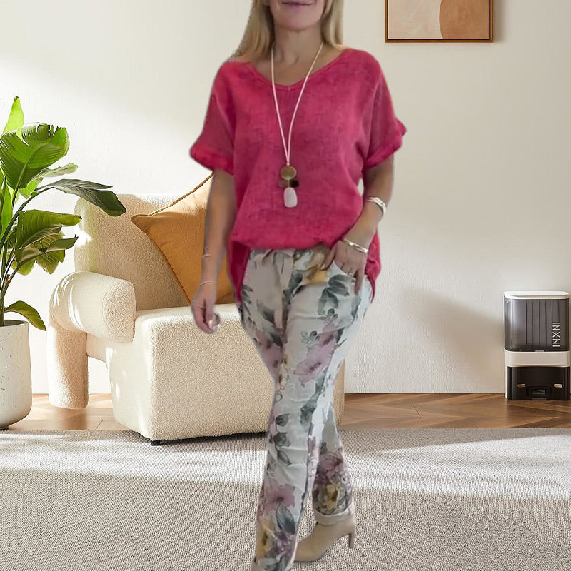 Alura - Casual Blouse and Pants with Floral Pattern