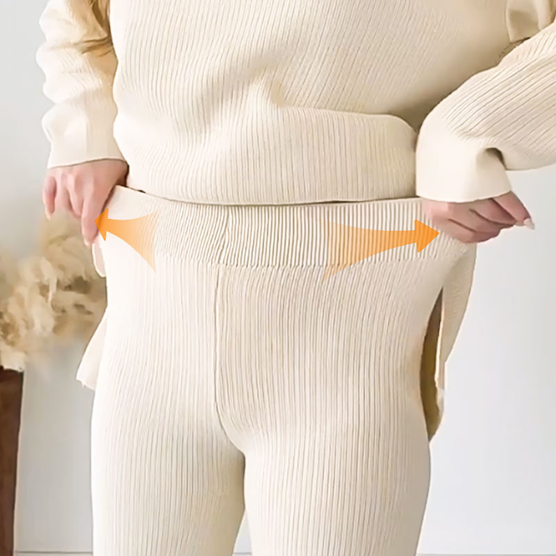 Alyana – Ribbed Knitted Two-Piece Lounge Set