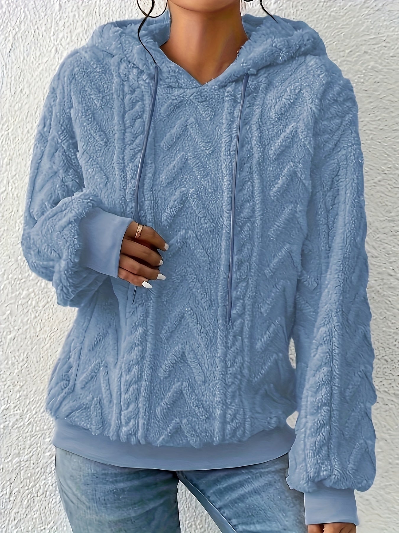 Andrine – Long-Sleeve Hoodie