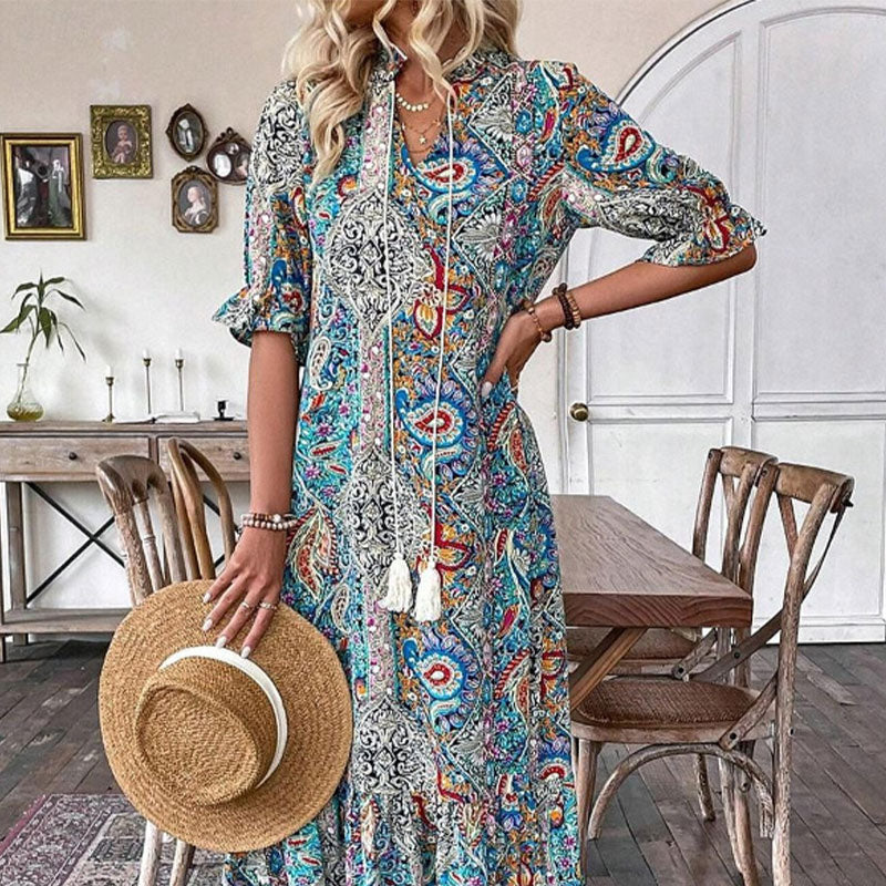 Aniy – Summer Dress with Floral Pattern and V-Neck