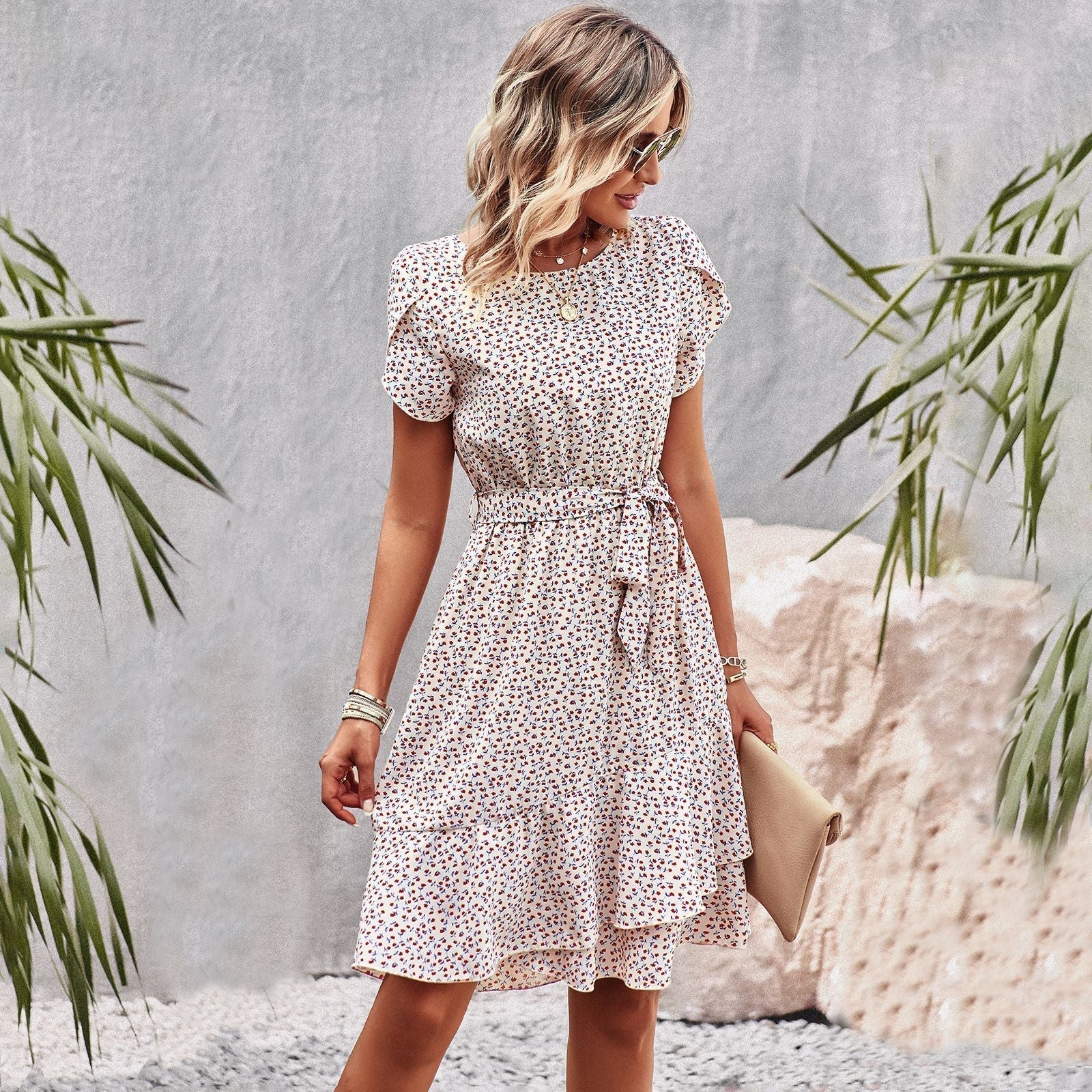 Anna - Fashionable Dress