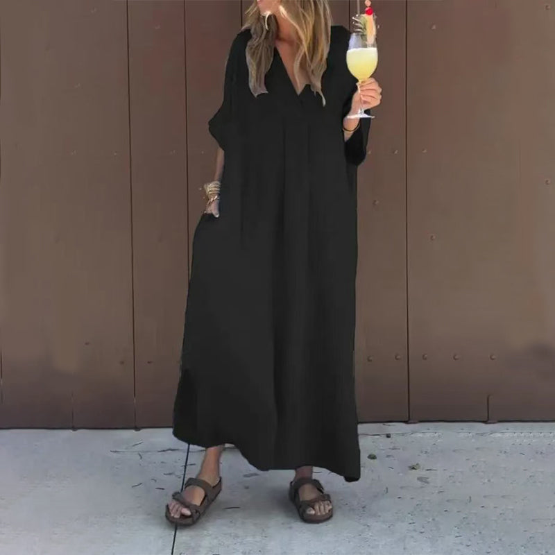 Arantxa - Elegant Maxi Dress with V-Neck