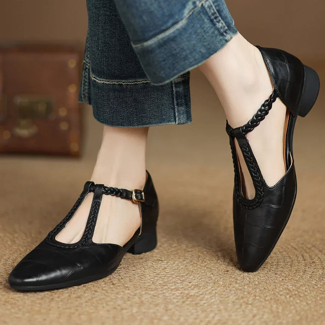 Arianne - Casual Sandals with Buckle