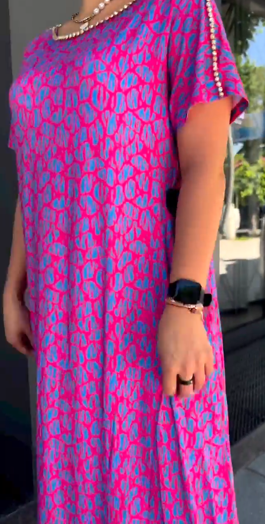 Aspasia – Bold and Airy Dress with Prints