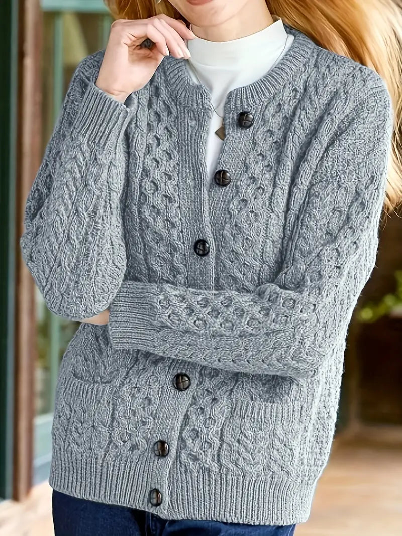 Audree – Cardigan with Buttons and Cable Knit Pattern