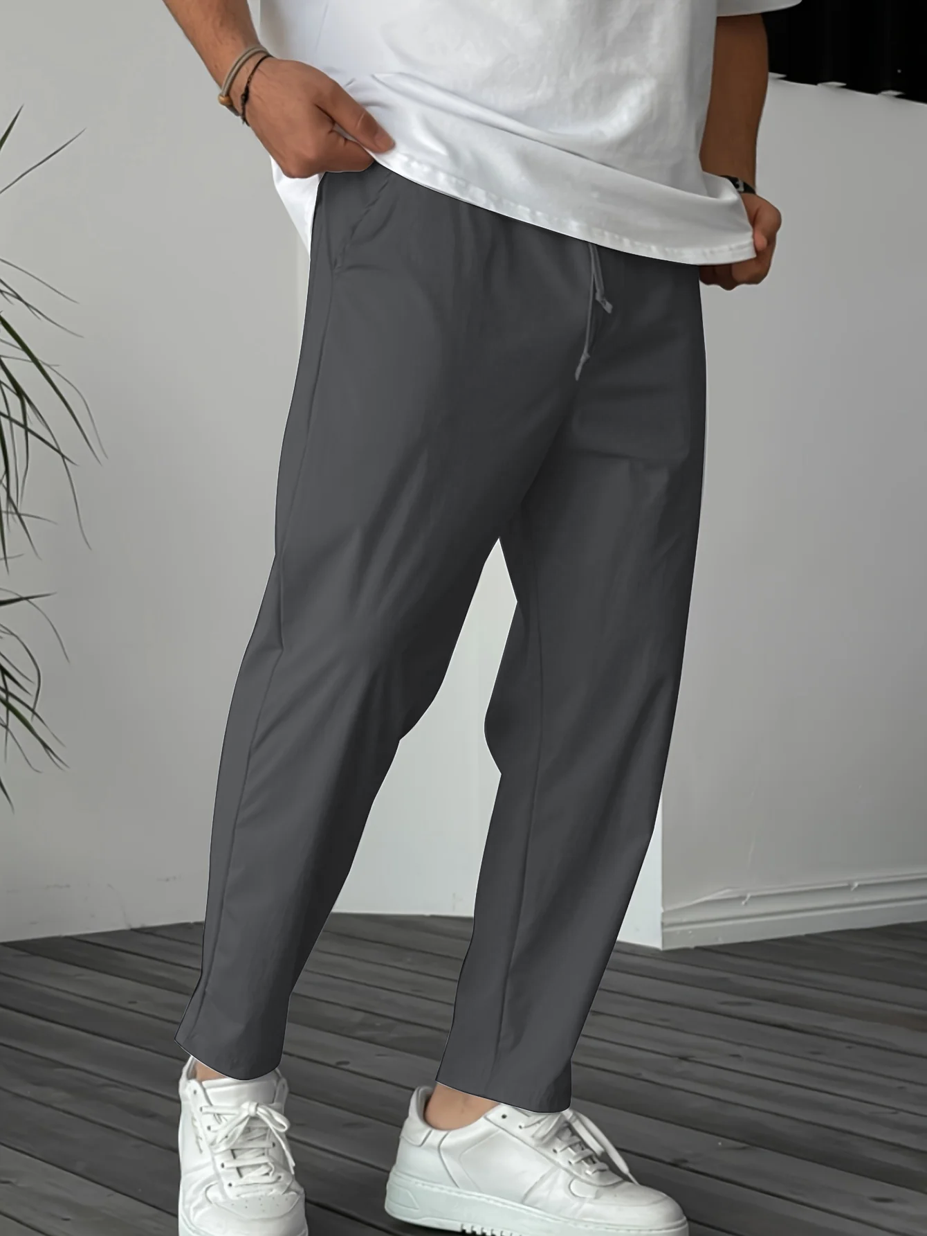 Blewett – Elegant Tapered Pants with Drawstring