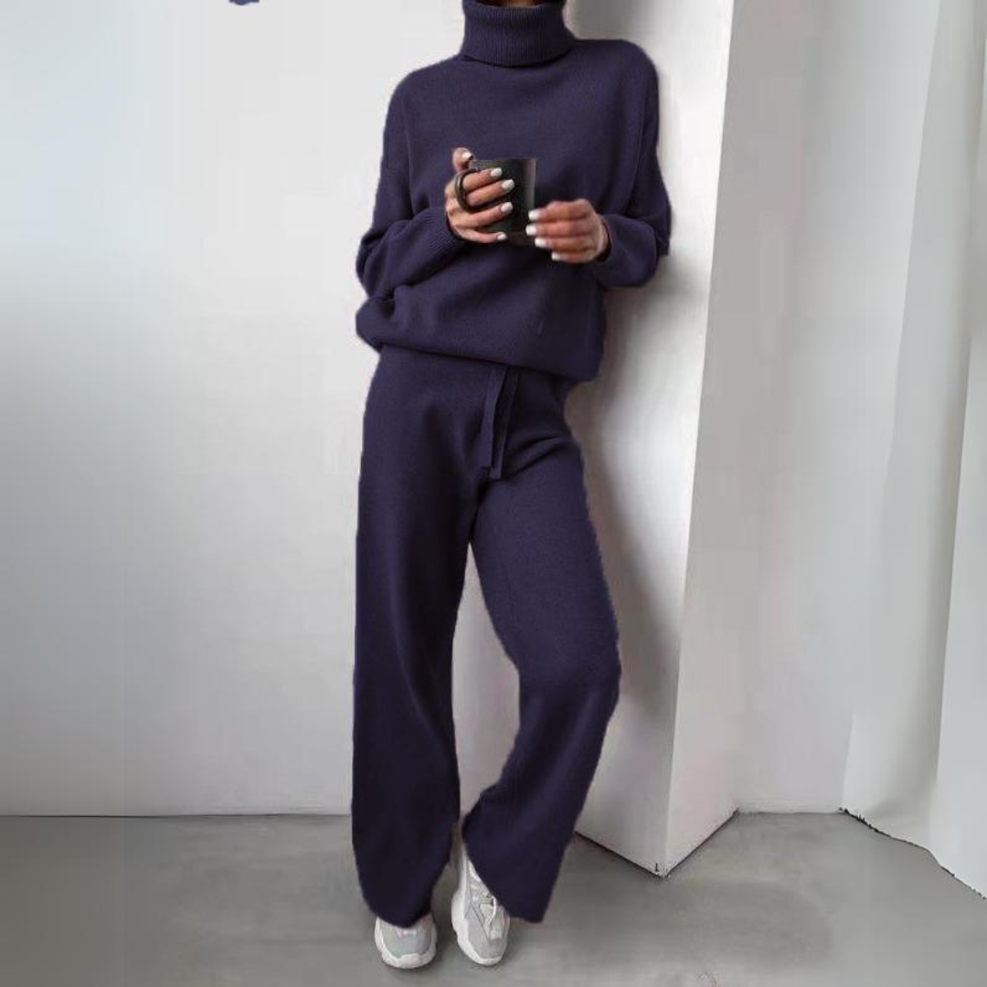 Brugman – Stylish Two-Piece Set with Turtleneck