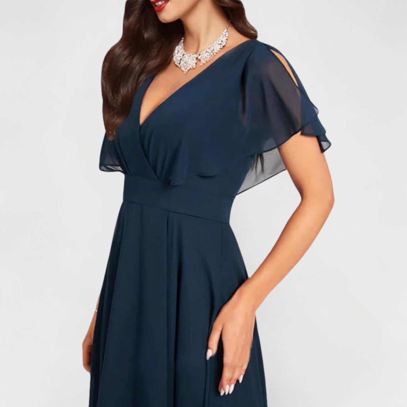 Catalina – Flowing Maxi Dress with V-Neck