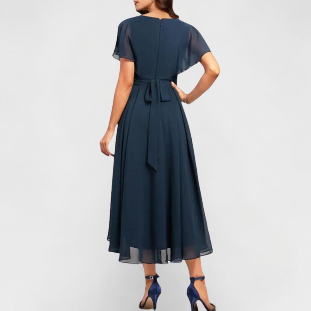 Catalina – Flowing Maxi Dress with V-Neck
