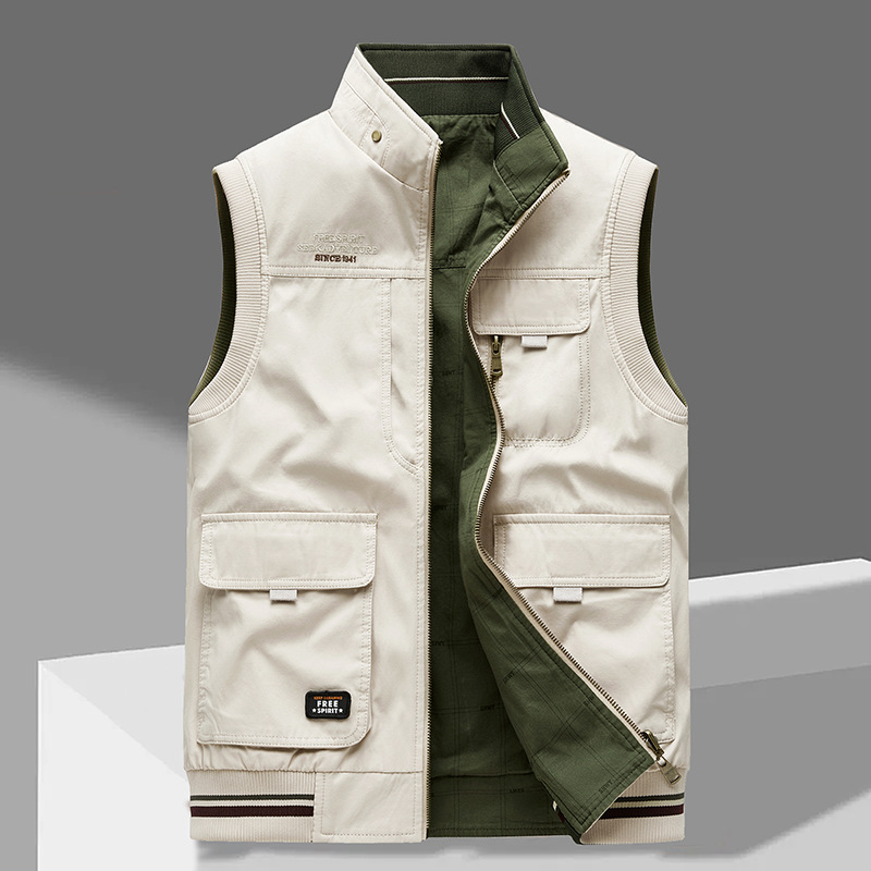 Crispin – Sleeveless Vest with Multiple Pockets