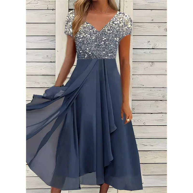Doina – Stylish Dress with V-Neck and Prints