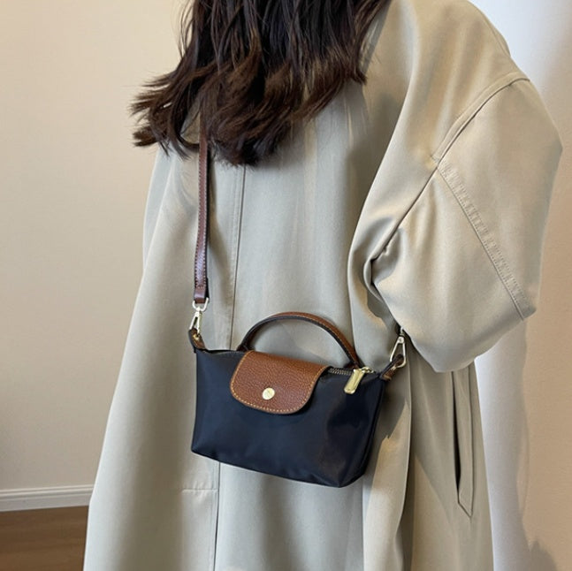 Dusselbag™ | This Bag Matches Every Outfit