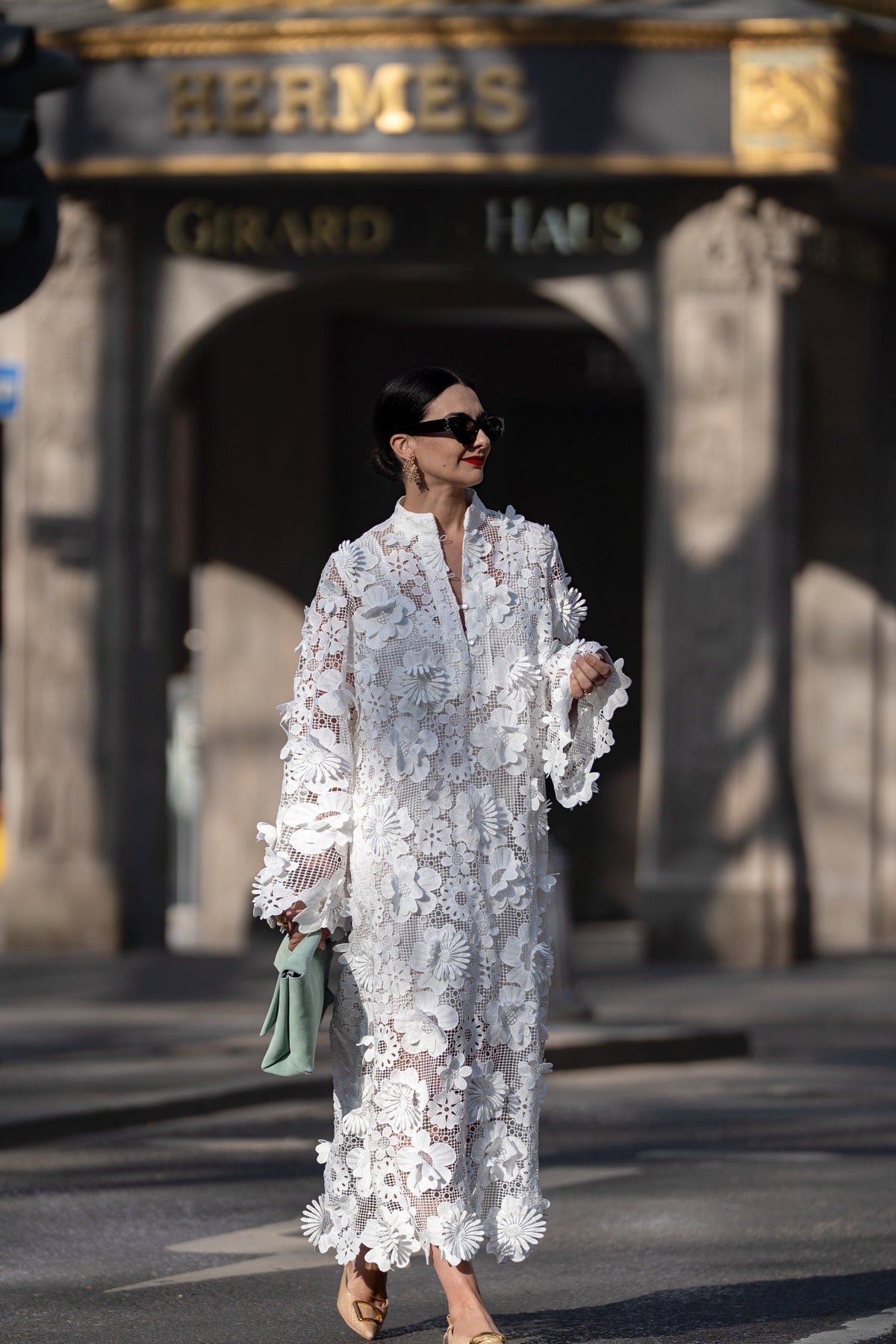 Elizabeth – Elegant Lace Dress with Long Sleeves