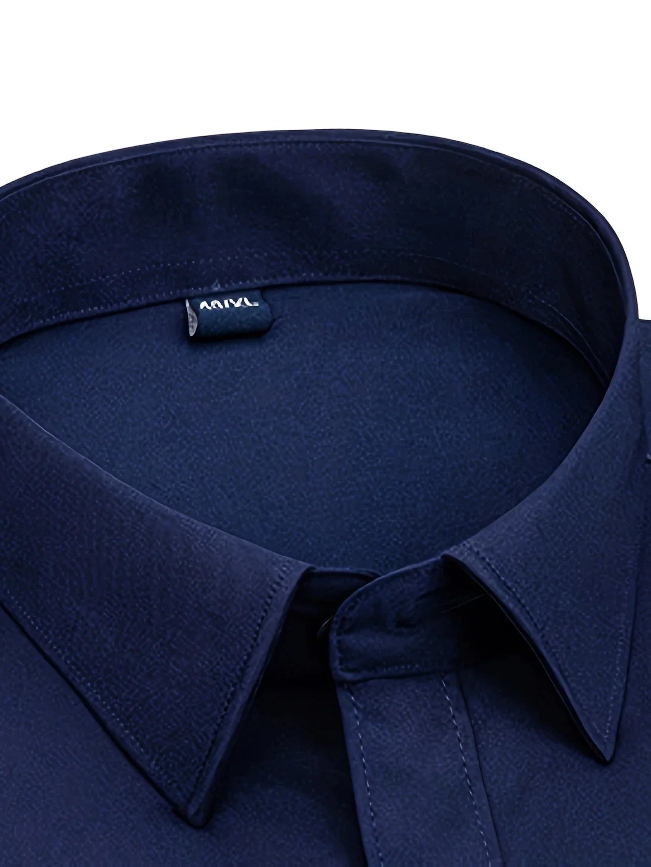 Ezra – Elegant Slim-Fit Shirt with Buttons