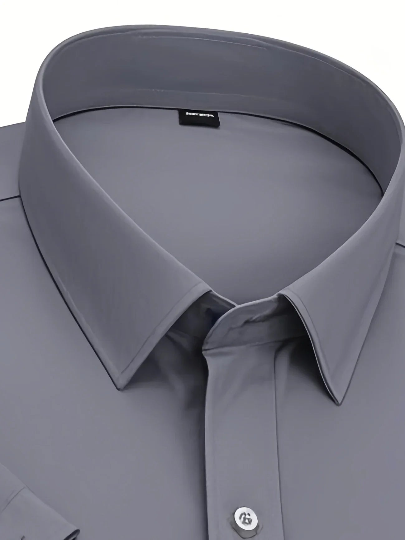 Ezra – Elegant Slim-Fit Shirt with Buttons