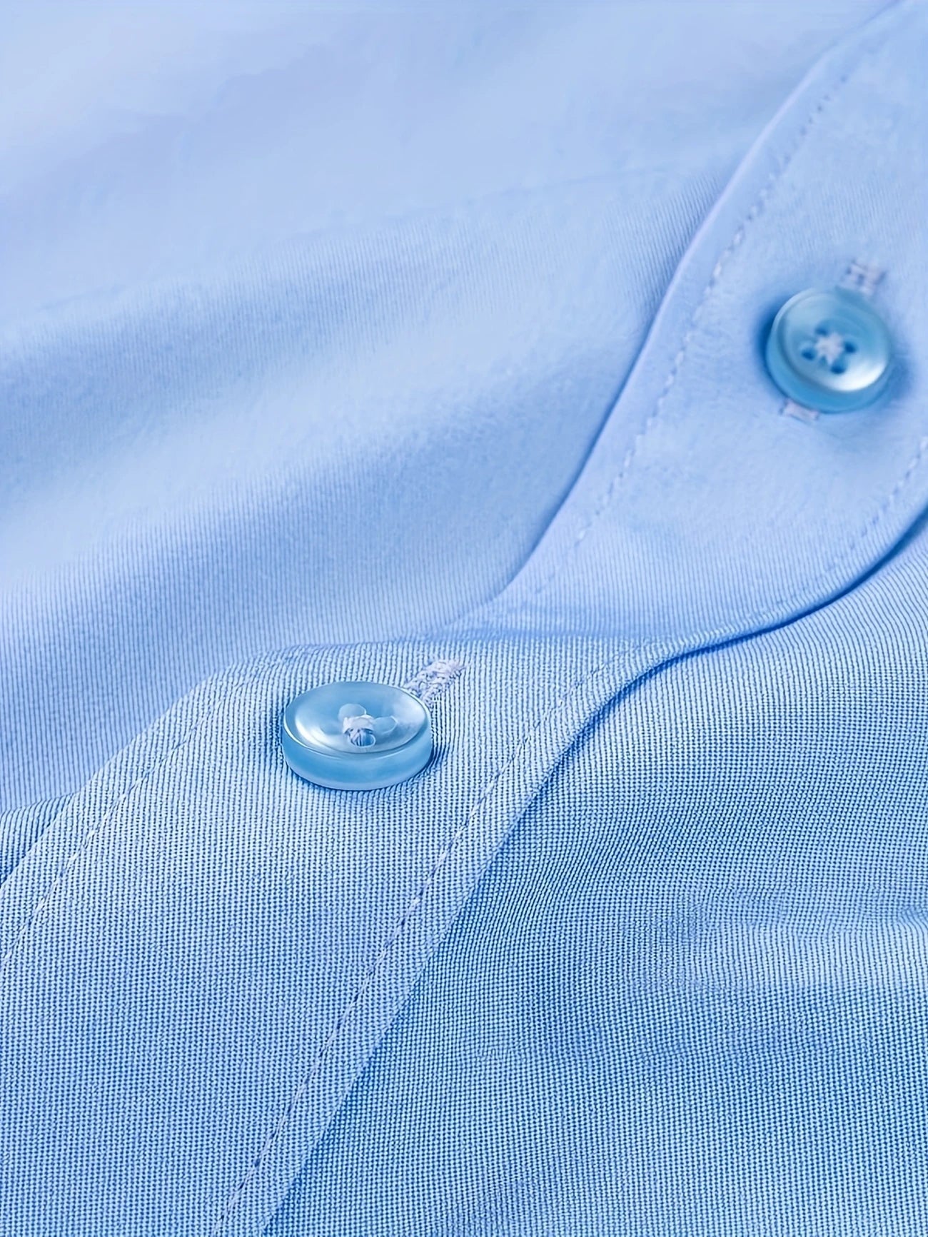 Ezra – Elegant Slim-Fit Shirt with Buttons
