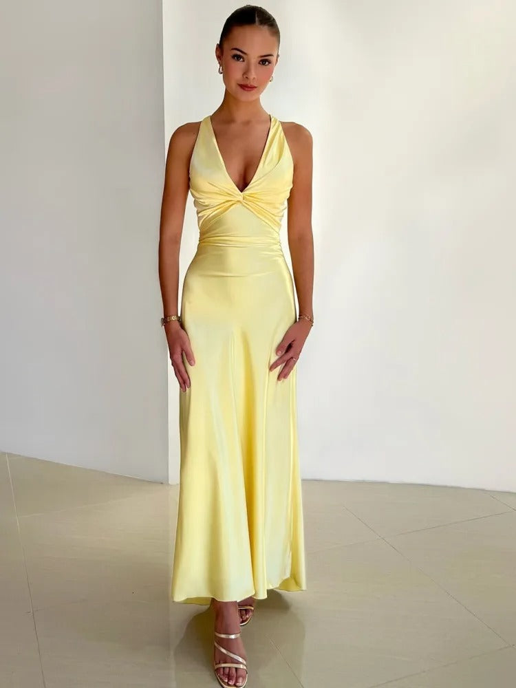 Fabiola – Elegant Maxi Dress with V-Neck and Sleeveless Design