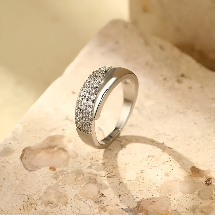Florie – Elegant Haven Ring