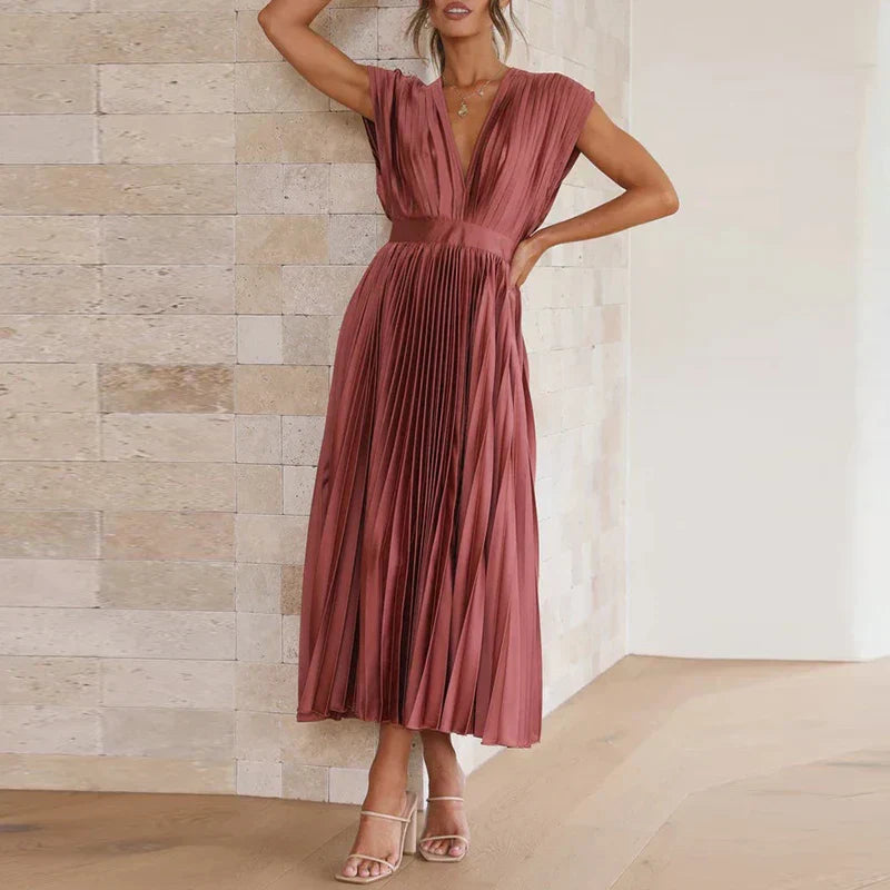 Gonny - Sleeveless Dress with Pleats