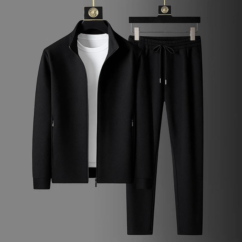 Gwynn – Casual Tracksuit with Long Sleeves
