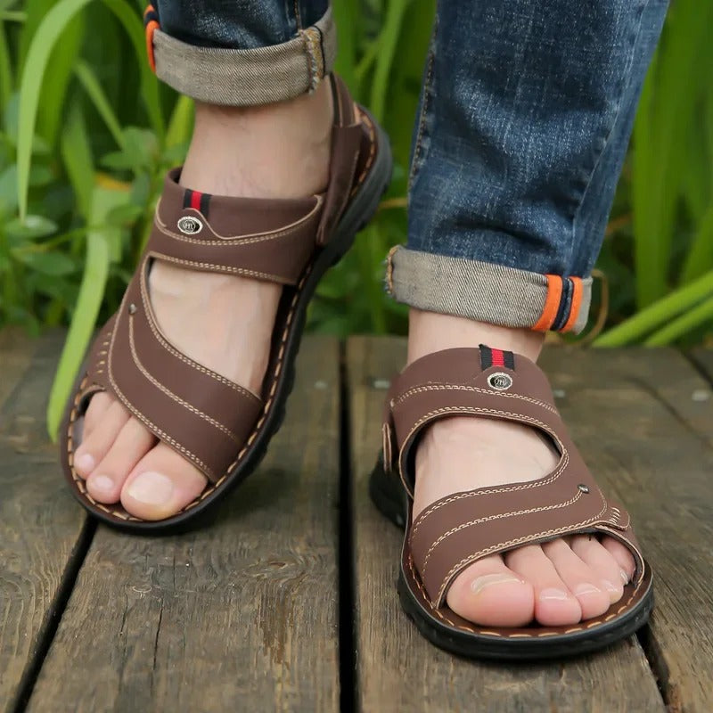 Haddin – Sandals with Adjustable Straps