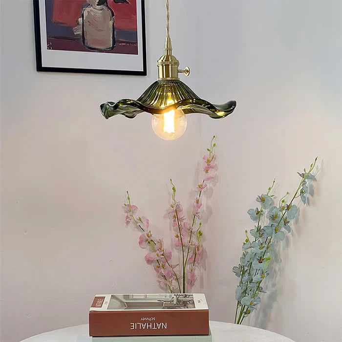 HibisGlow – Stylish Hibiscus Flower Lamp