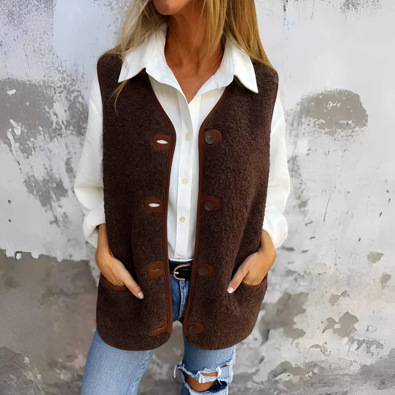 Jacklyn – Teddy Vest with Buttons