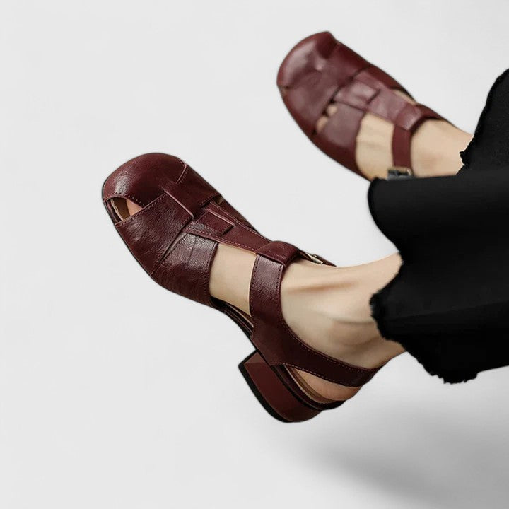 Kathy – Sandals with Buckle Straps
