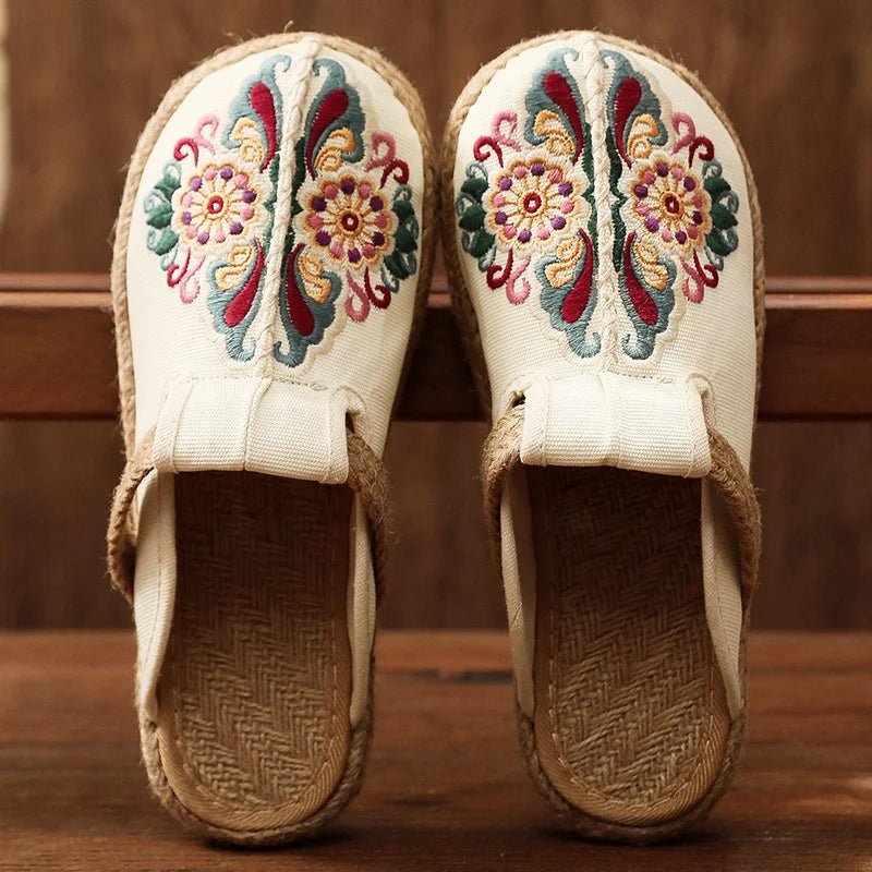 Katy - Handcrafted Cotton Floral Pattern Slippers