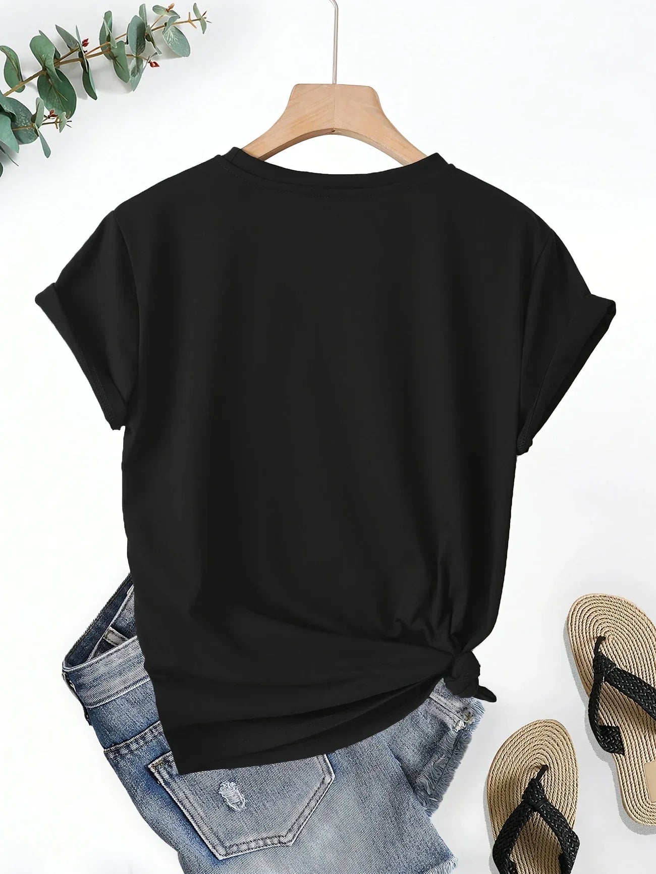 Larson – Casual Short Sleeve T-Shirt with Heart Prints