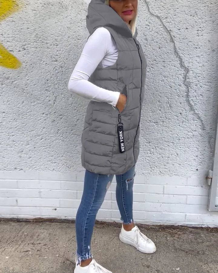 Laruna – Sleeveless, Padded Coat with Zipper