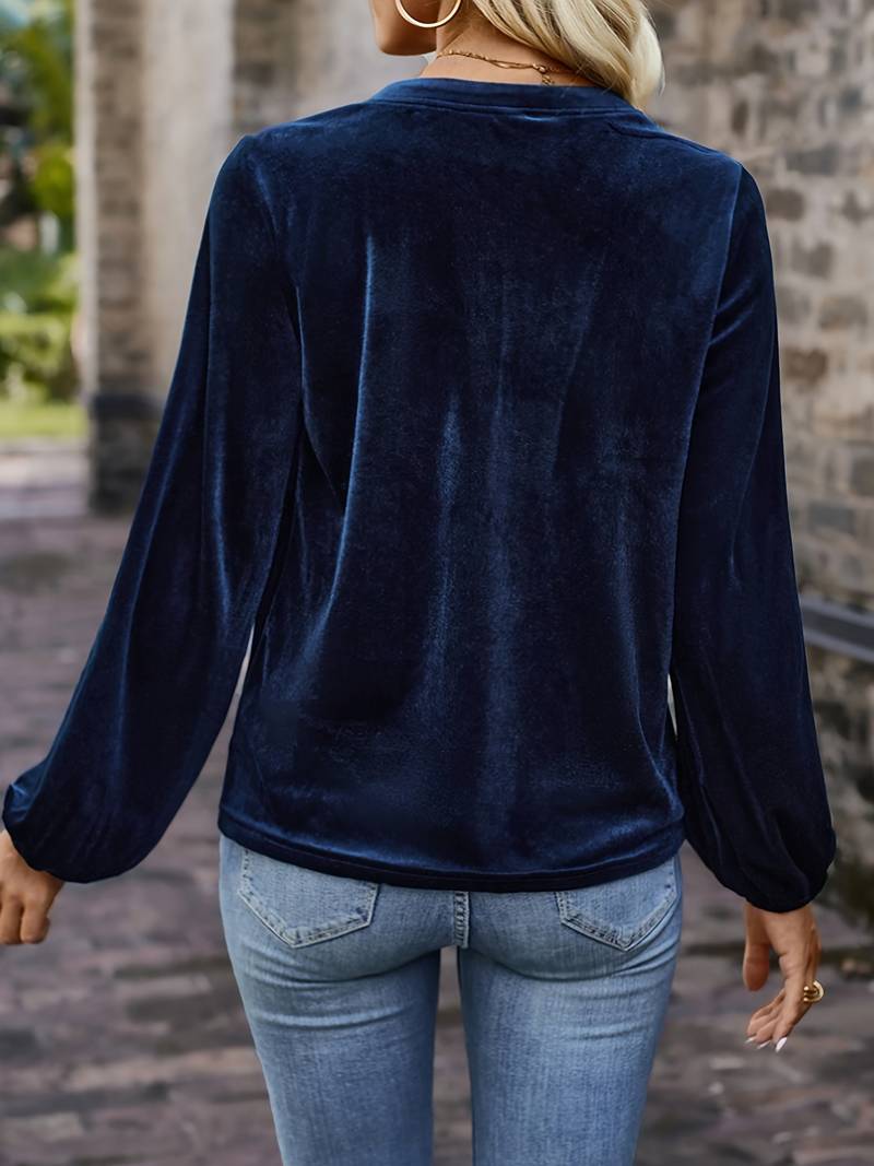Lihi - Comfortable Long Sleeve Top with V-Neck