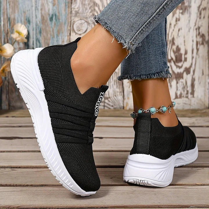 Lioray - Casual Sneaker with Stripes
