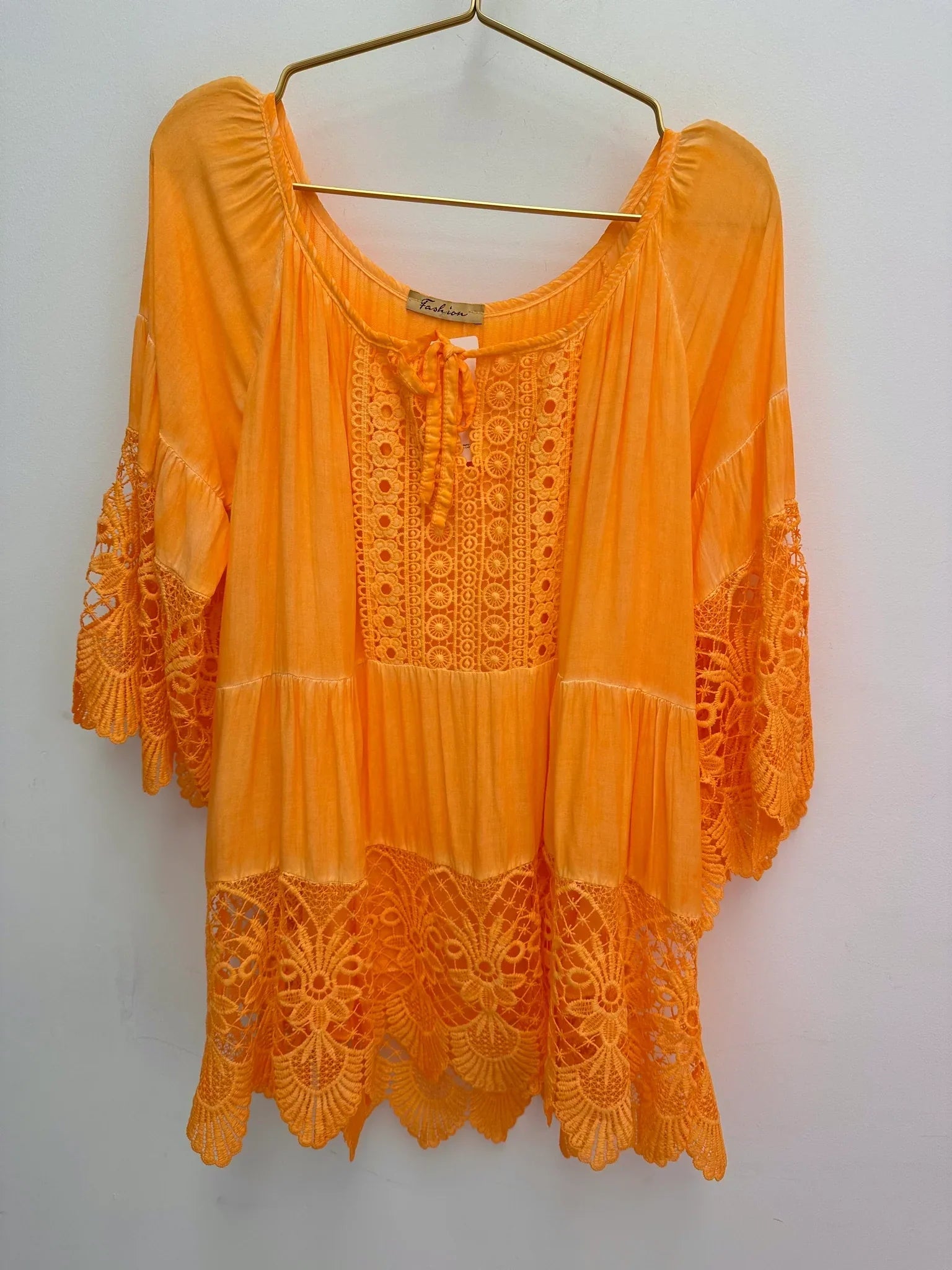 Lurdes – Stylish Shirt with Round Neck