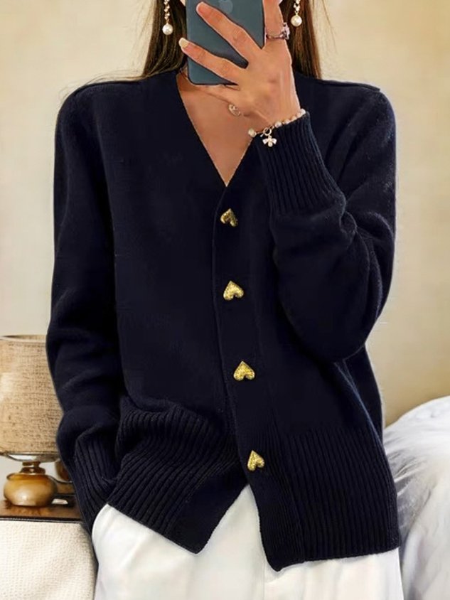 Lyddia - Cardigan with Heart Buttons