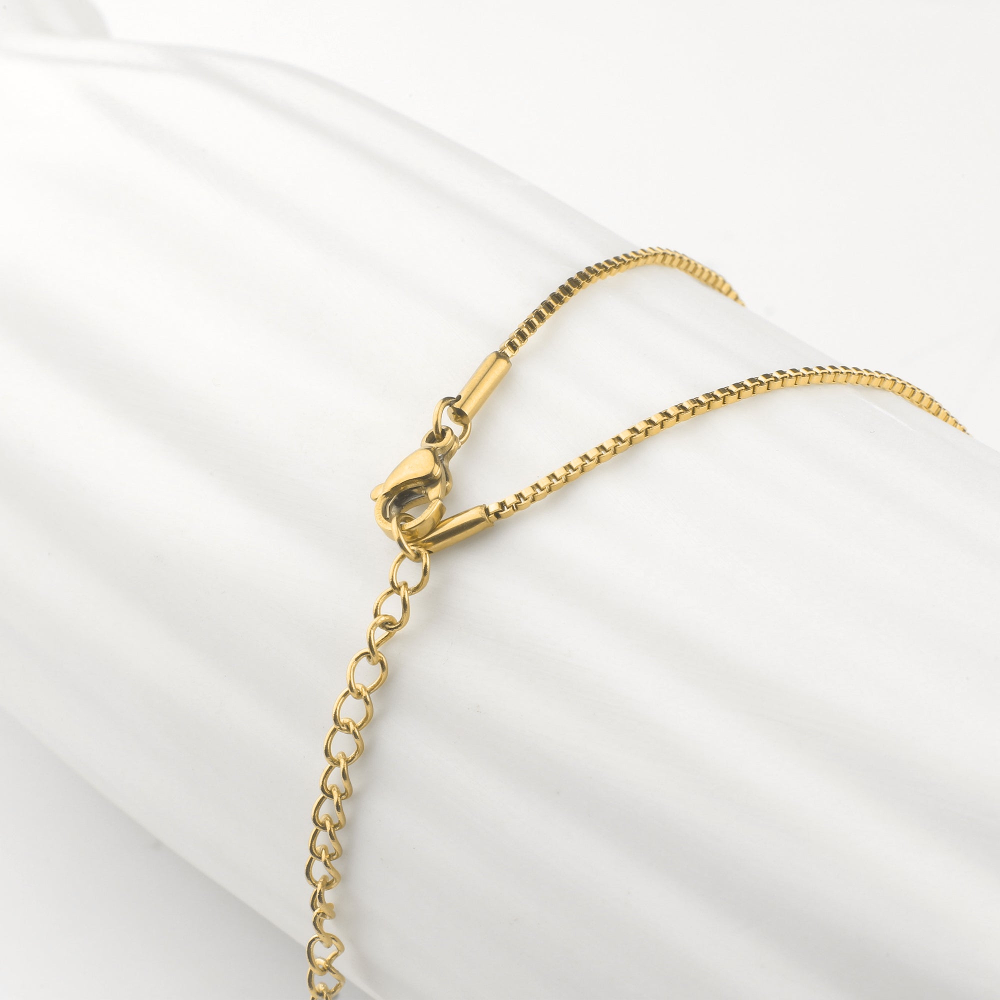 Aurette Custom Name Necklace