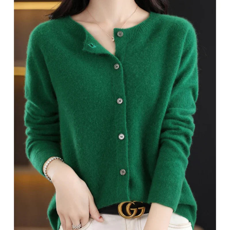Mariana - Cozy Wool Cardigan