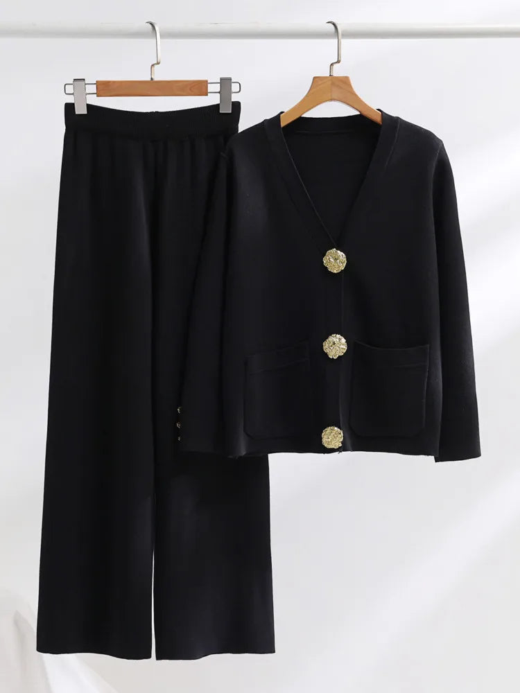 Marion – Knitted V-Neck 2-Piece Set