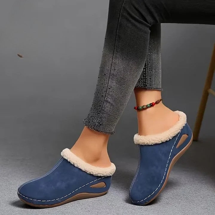 Martinez – Slipper with Faux Fur Lining