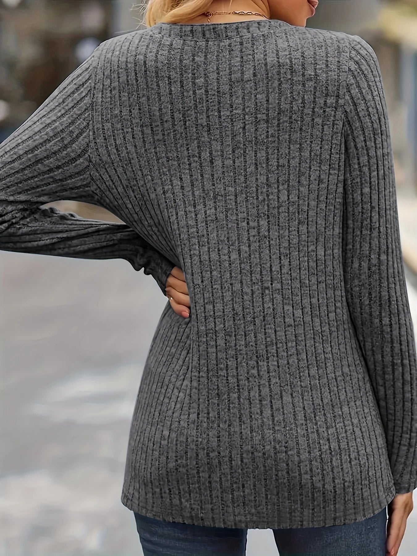 Marva - Casual Long-Sleeve T-Shirt
