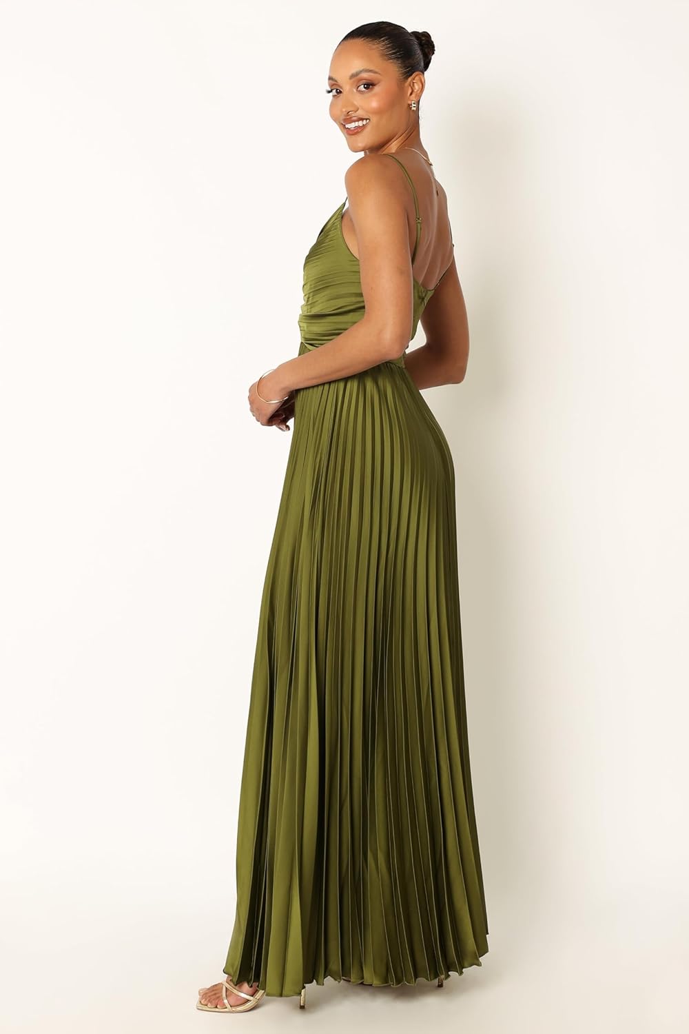 Masano – Elegant Pleated Dress
