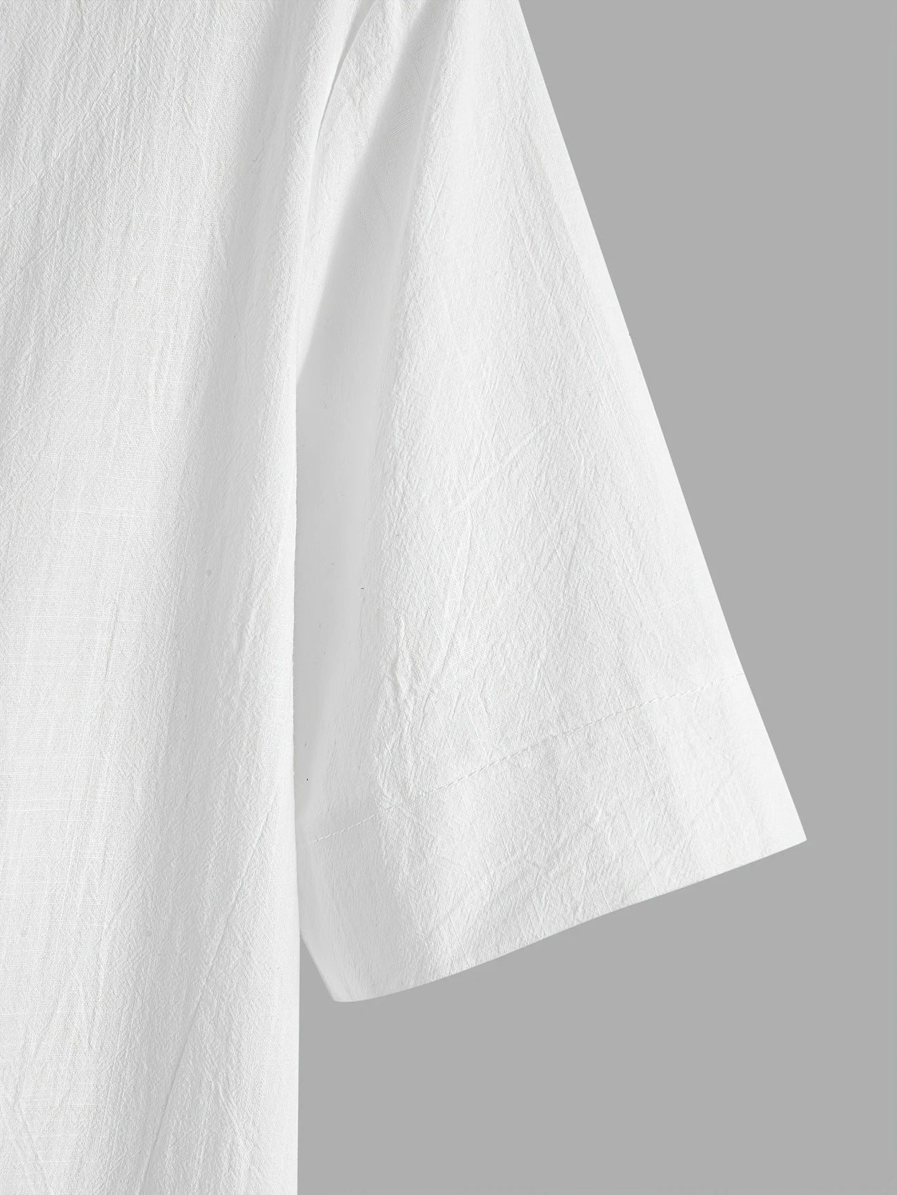 Mattea – Casual Loose-Fitting Top with V-Neck