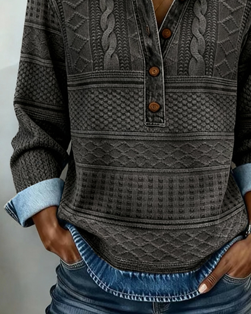 Melkorka – Fashionable Sweatshirt with Half Button Placket