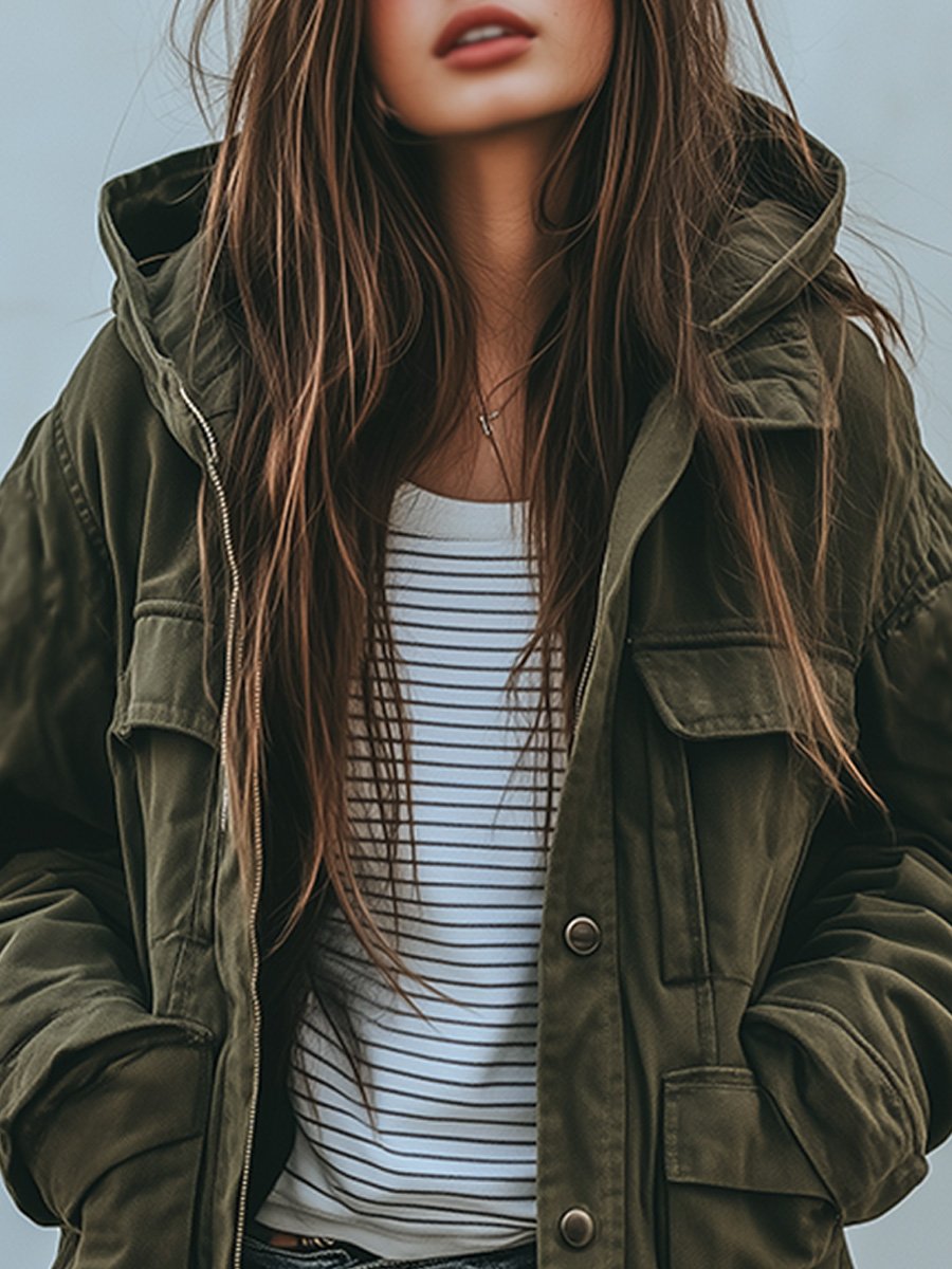 Naelani – Windproof Jacket with Hood and Multiple Pockets