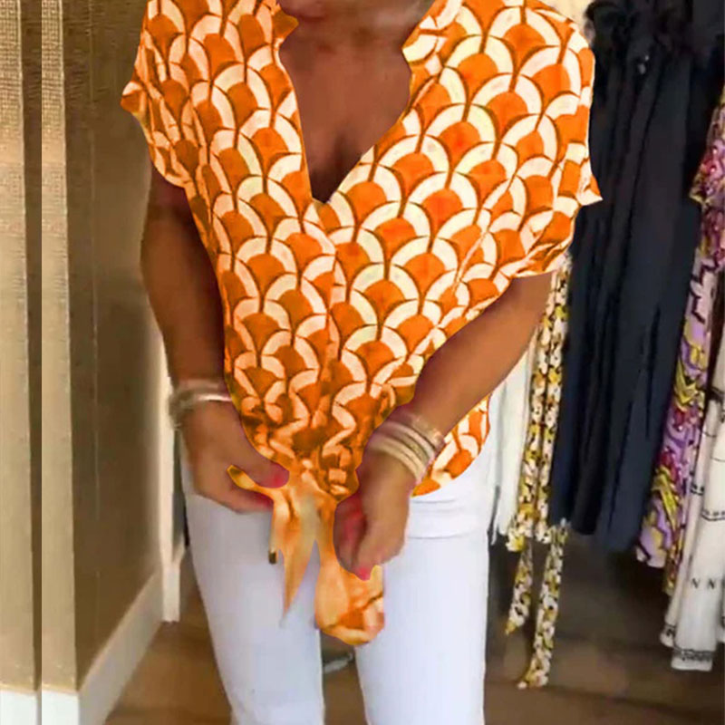 Naskia – Short-Sleeve Blouse with V-Neck