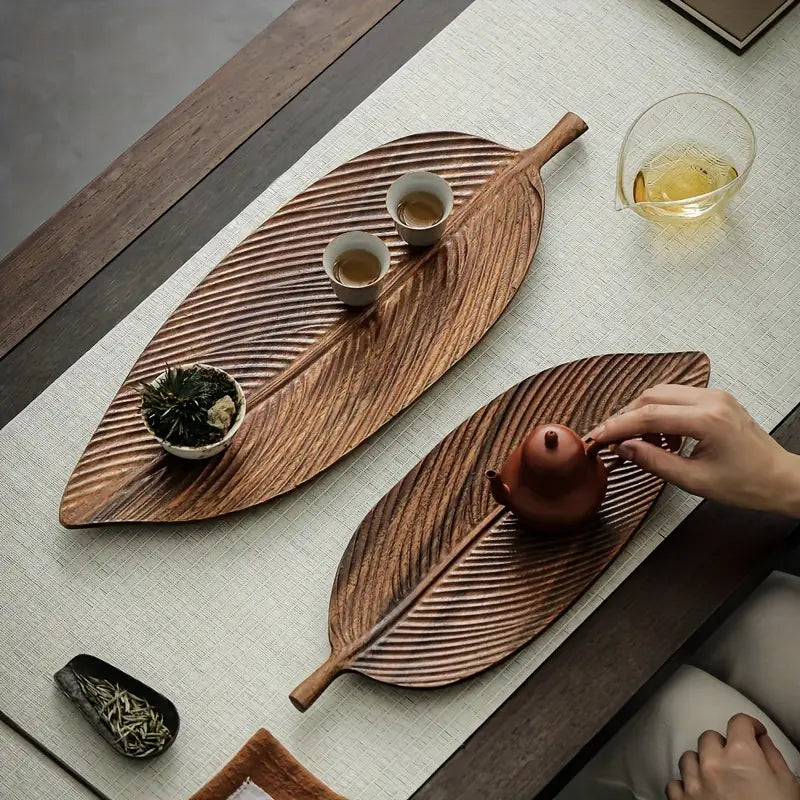 NaturePlatter – Leaf-Shaped Serving Tray